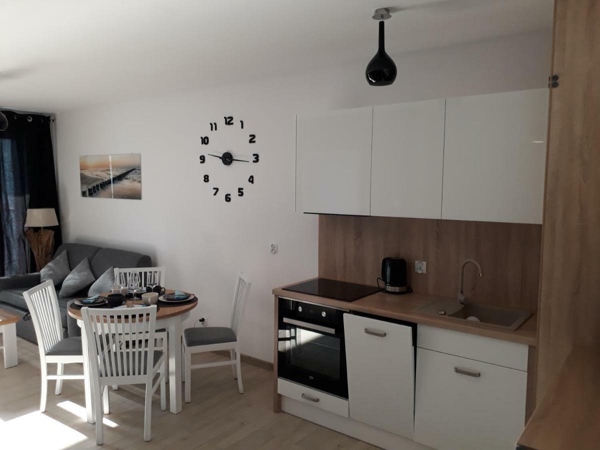 Apartament Oliwka Z Prywatnym Miejscem Postojowym Колобжег Екстериор снимка