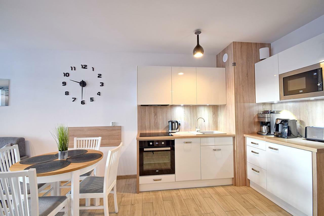 Apartament Oliwka Z Prywatnym Miejscem Postojowym Колобжег Екстериор снимка