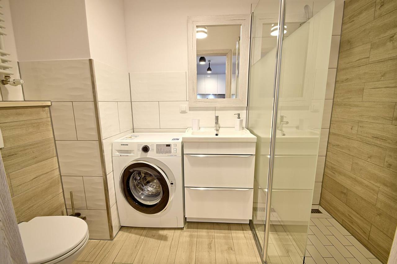 Apartament Oliwka Z Prywatnym Miejscem Postojowym Колобжег Екстериор снимка